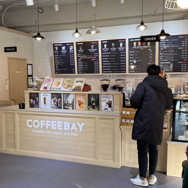 커피가 의외로 맛있어서 놀랐던 충주 카페 - 커피 베이 Coffee Bay 충주점