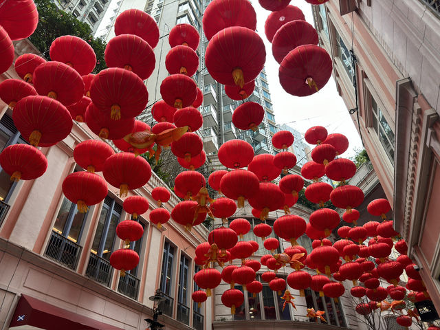 情人節的浪漫之旅：利東街的完美邂逅 💕✨