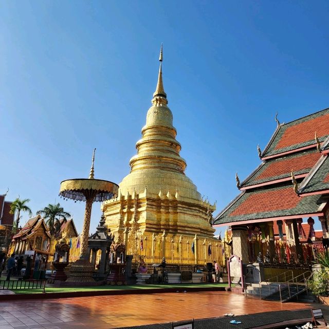 วัดพระธาตุหริภุญชัย ลำพูน