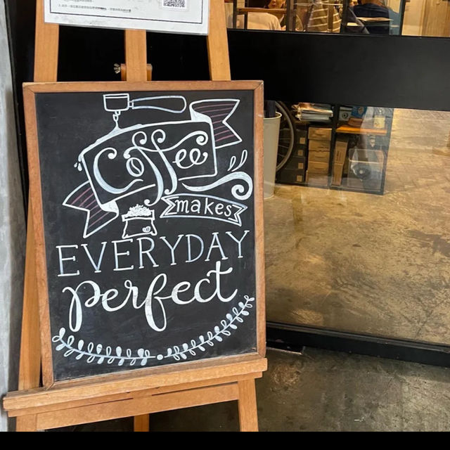 環境舒適好chill嘅咖啡店☕️