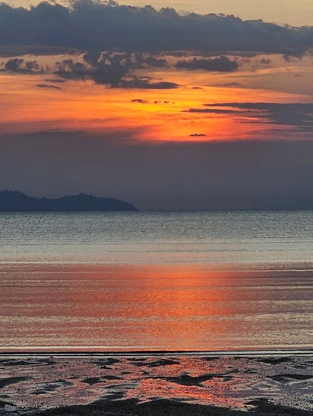 ปากเมง ชายหาดที่โรแมนติกที่สุด 🧡