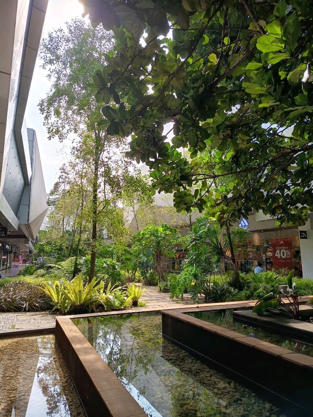 Enjoy the Garden While Your Partner Shops