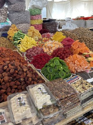 Uzbekistan Bazaar 
