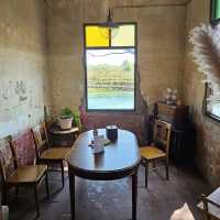 หลงรัก คอฟฟี่โรสเตอร์ ร้านกาแฟนั่งชิลที่อุบล
