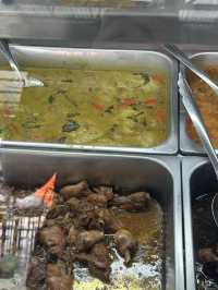 ร้านก้อยขนมจีน