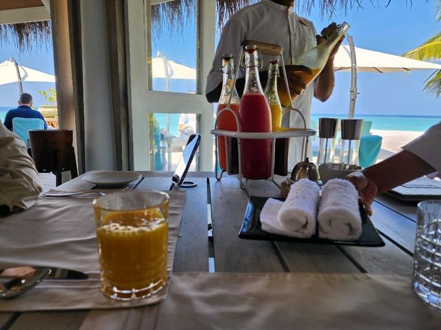 [🇲🇻モルディブ] 贅沢な朝のひととき – Oceanで楽しむ極上の朝食