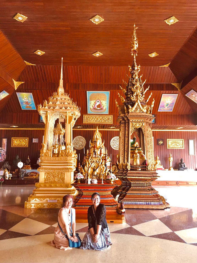 พาเที่ยววัดสวยจังหวัดมุกดาหาร