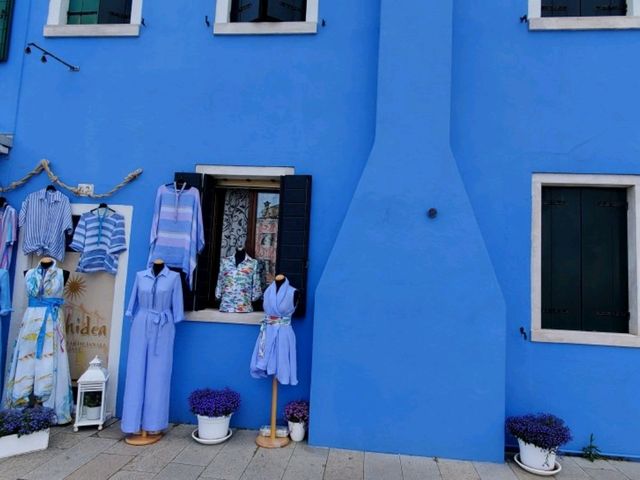 [🇮🇹ヴェネツィア] ブラーノ島 — 色とりどりの街並みと伝統的なレースの魅力