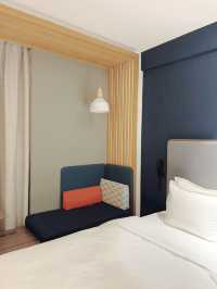 Holiday inn จิ่วจ้ายโกว ทำเลดี สะอาด ราคาไม่แพง