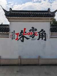 SHANGHAI with 3 teenage GIRLS