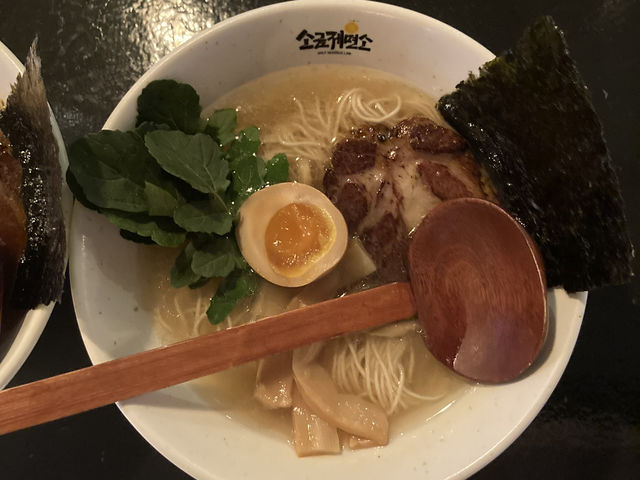 홍대, 가성비 최고 라멘맛집 찾았습니다