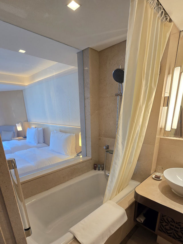白天鵝賓館（White Swan Hotel）