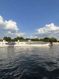 Moskva river cruise 