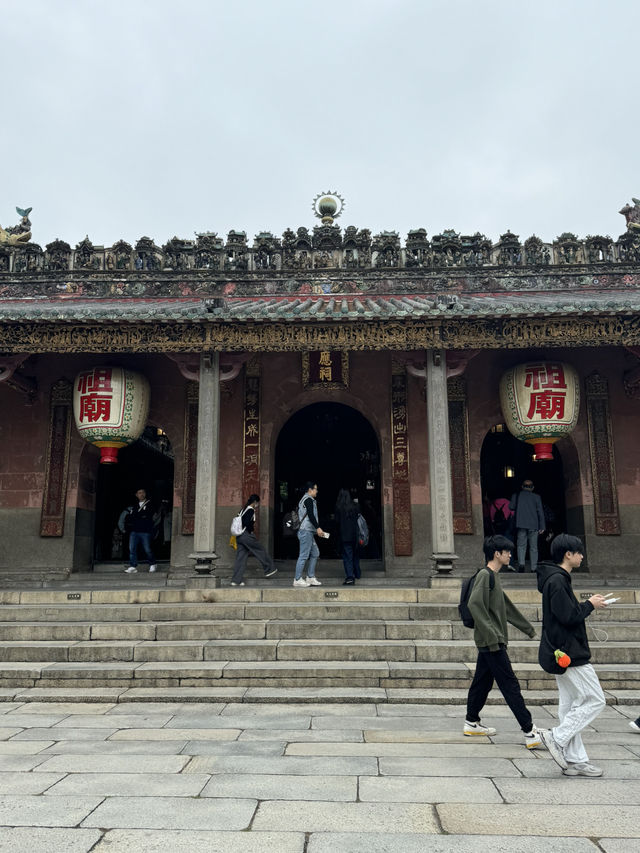 Jewel of Lingnan Architecture - Foshan Zumiao