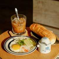 à cà phê & bánh mì