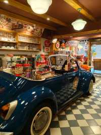This Taipei Café Feels Like a Retro Toy Store