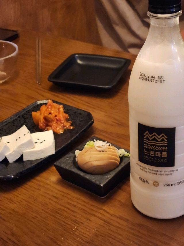 간단하게 술 한잔할 때 분위기까지 챙기는 영도 모퉁이식당