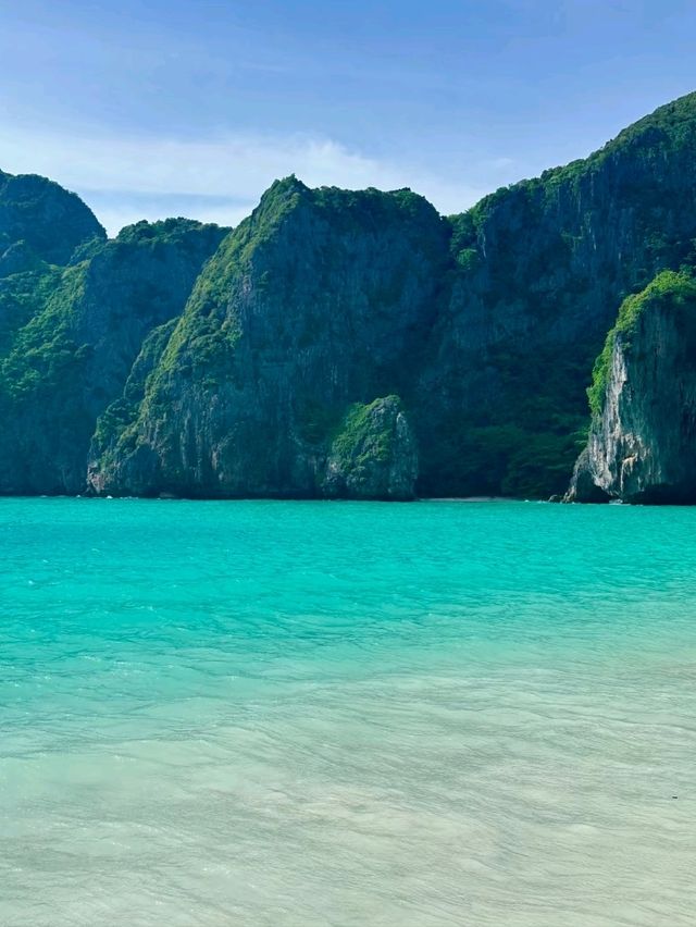 Paradise Found: Discover the Magic of Phuket’s Crystal Waters and Sunny Shores