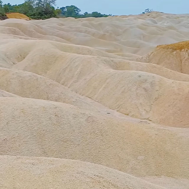 Sands of Surprise: Bintan’s Unexpected Desert Beauty 🇮🇩