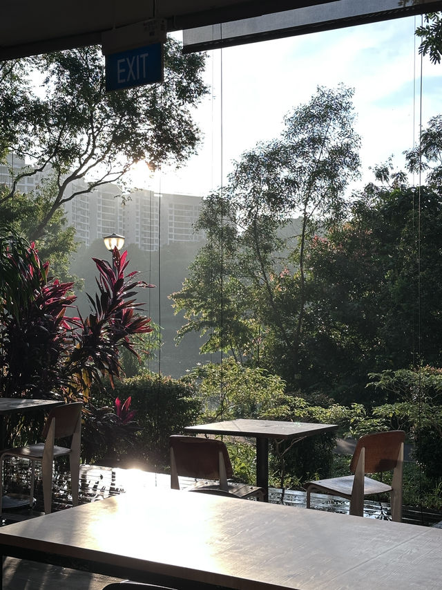Slow Bakes, Fast Faves: Yishun’s Hidden Gem by the Pond 🥯🍞