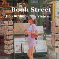 เที่ยว Book Street @Hochiminh ถนนหนังสือควรมา