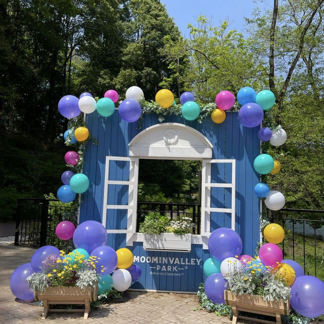 A Stunning Seasonal Escape at Showa Memorial Park