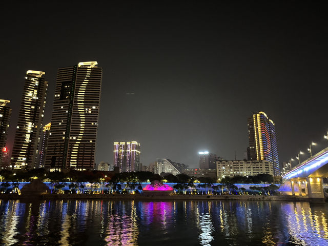 **🌉【南寧亭子碼頭遊船】夜遊邕江，璀璨夜景盡收眼底！✨**  
