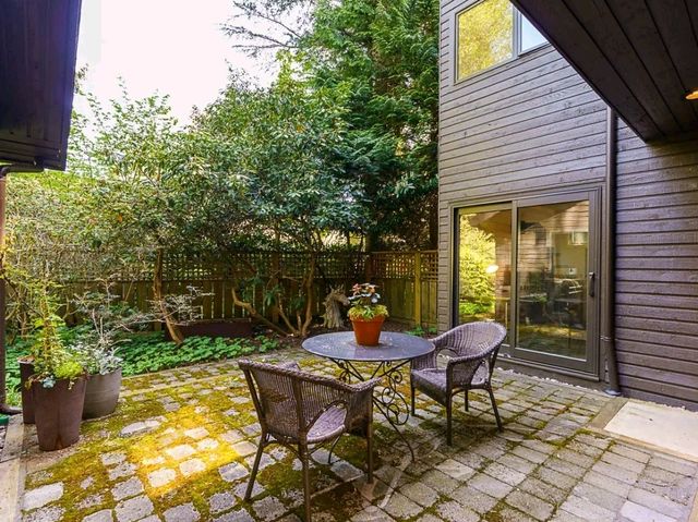 West Vancouver – Coastal Charm & Mountain Air