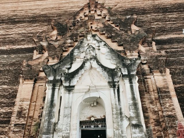 Mingun Bell: Myanmar's Majestic Bronze Resonance