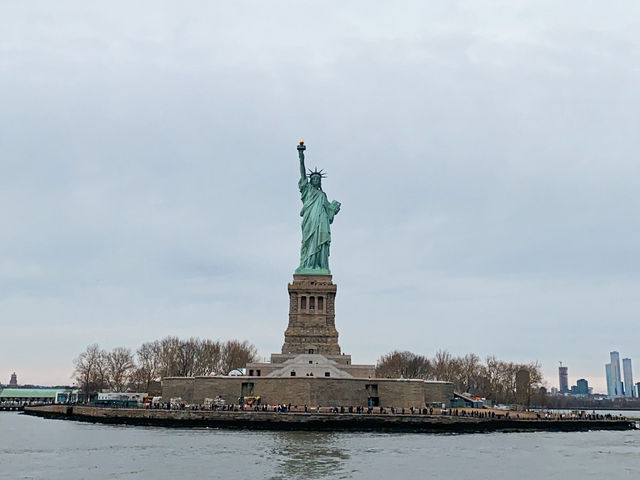 Unforgettable Scenic Cruise Ride in NYC