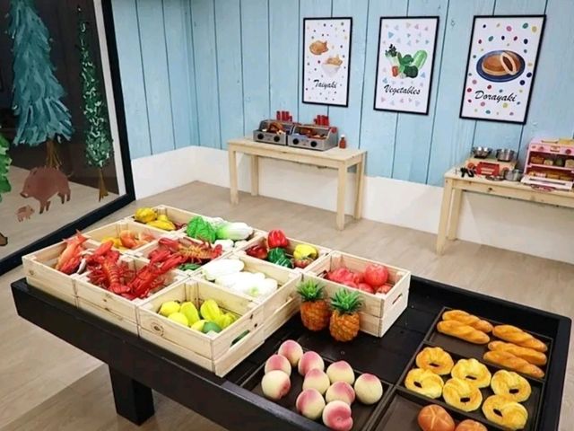 花蓮藍天麗池酒店 東大門夜市飯店 花蓮親子飯店推薦  附兒童遊戲室 飯店早餐有周家蒸餃吃到飽
