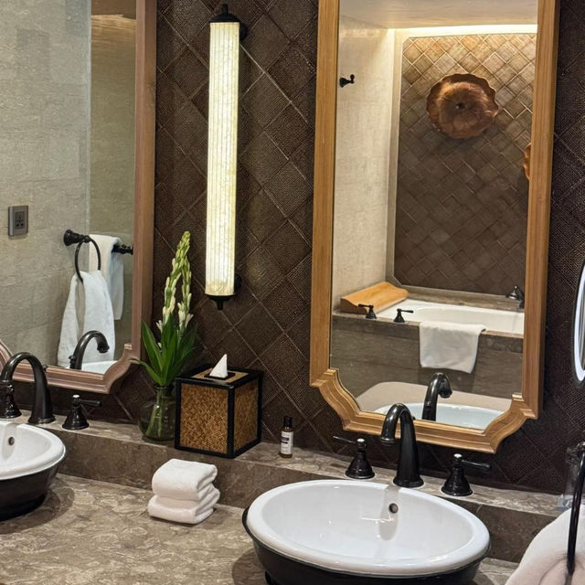 Hyatt Regency Bali: A Tropical Sanctuary of Luxury