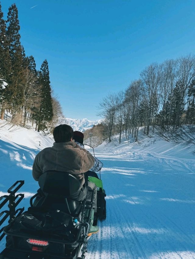 เล่นหิมะที่ Gala Yuzawa Snow Resort
