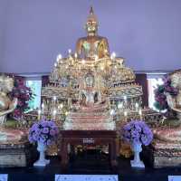วัดหลวงพ่ออี๋ สัตหีบ 