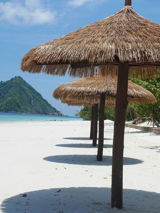約7,500円でニモと泳げる！？シミラン、海の楽園へ🐠🌴🌊