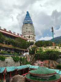Peaceful Temple Views Without a Price Tag