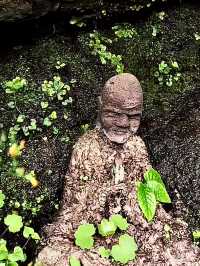  วัดนิฮอนจิ สัมผัสพระพุทธรูปหินยักษ์กลางธรรมชาติ