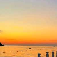 🏝️ KOH SAMET – Thailand’s Laid-Back Island Escape! 🌴
