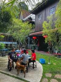 Morning Hike to a Hidden Gem: Emperor Villa Penang