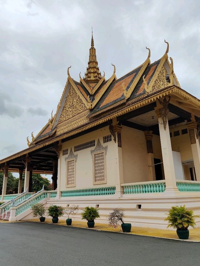 The Royal Jewel of Phnom Penh: Cambodia’s Grand Palace