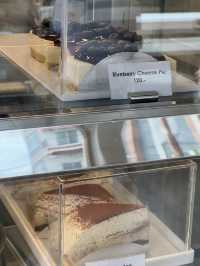 🍞 Jenn’s Boulangerie ลำปาง – มินิมอลคาเฟ่