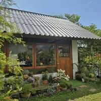  Sunsixmoon Cafe 