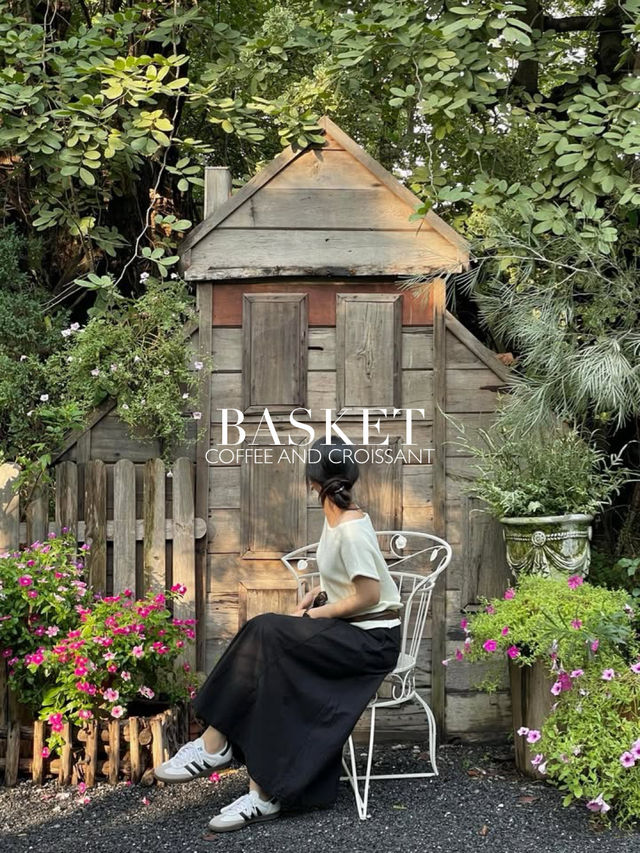 คาเฟ่ในสวนสวยสไตล์อังกฤษ • 🧺🥐☕️🌿🍂