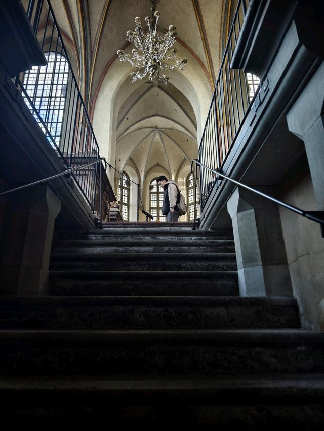 Echoes of History: A Visit to Riddarholmen Church