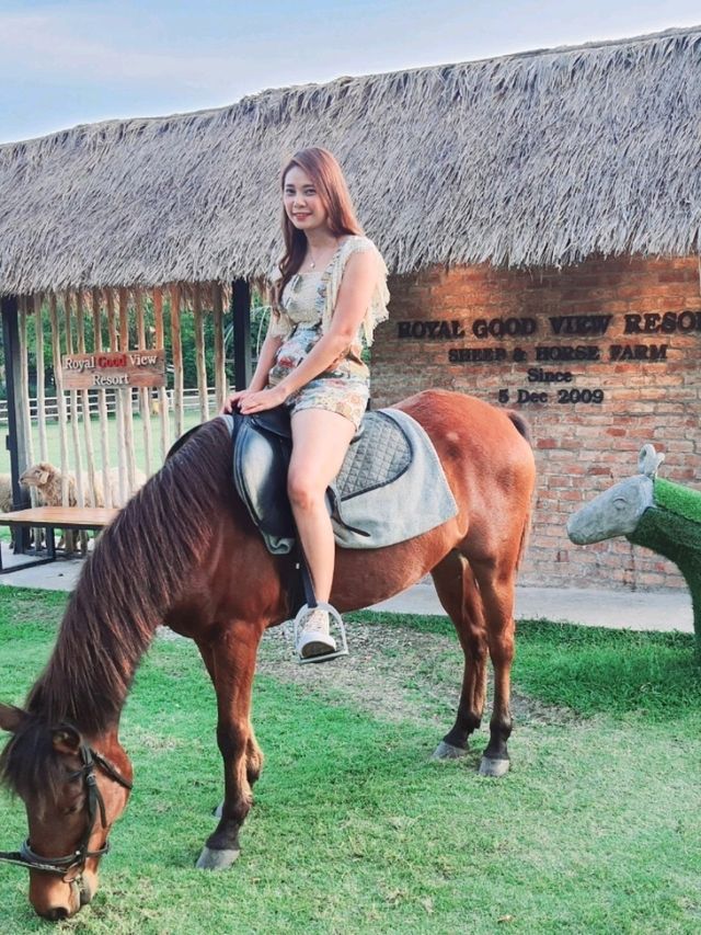 Royal Good View Resort & Farm สวนผึ้ง