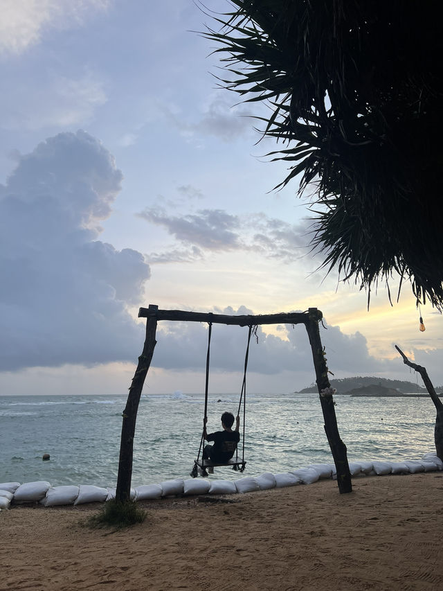 🌊斯里蘭卡海邊蕩鞦韆｜最療癒的天空飛躍🌴