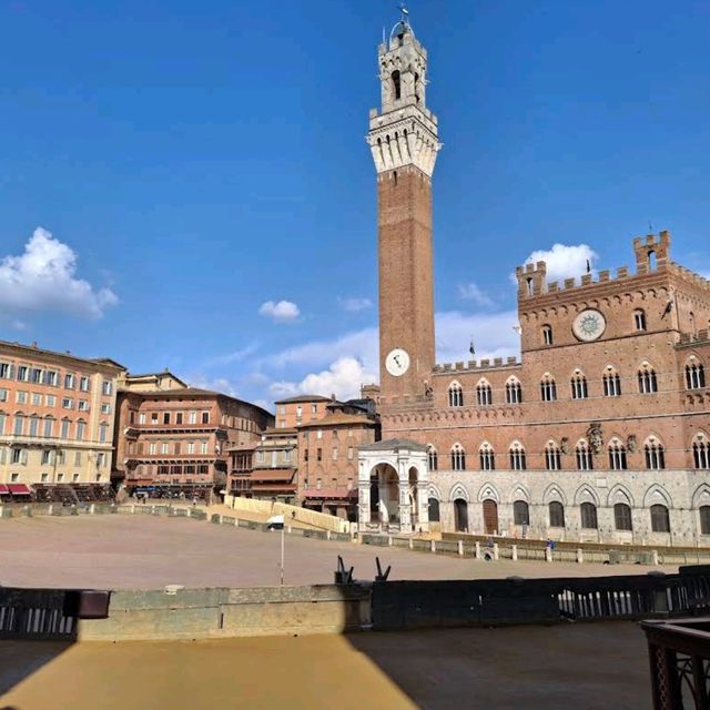 Siena – Piazza del Campo (Palio Time)
