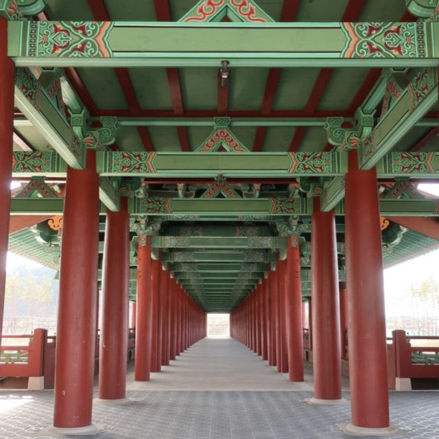 경주여행 | 빛으로 깨어난 천년의 다리, 경주 월정교 여행기