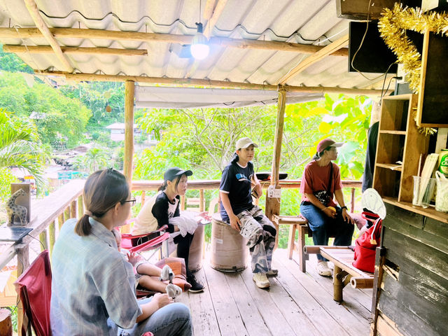 ฟินขุนตาน ร้านกาแฟลับสถานีรถไฟขุนตาน