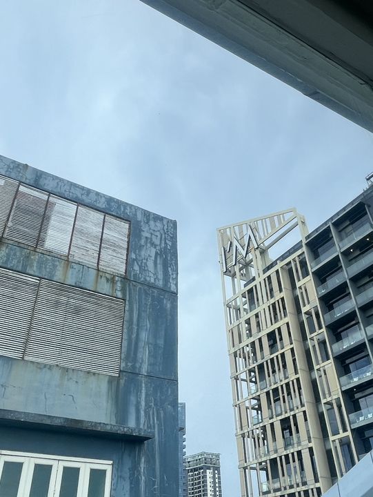 🇵🇭 Half a Day in Manila: From Colonial Streets to Coastal Malls 🏛️🌊🛍️